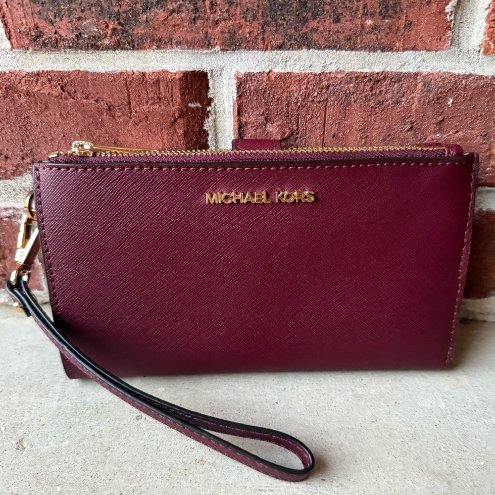 Michael Kors MK Jet Set Double Zip Wristlet Wallet Dark Burgundy